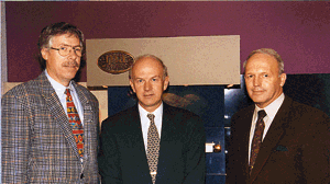 (v.l.) Joachim Nagel, Verkaufsleiter bei WSV GmbH (Hamburg), Mats Hermansson, Konzerndirektor bei Mora, Jørgen Pedersen, Exportleiter bei Mora.
