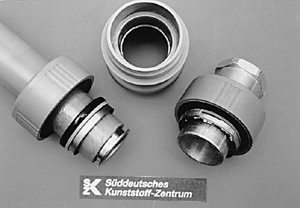Bild 6: Klemmverbinder aus Kunststoff für Rohre aus PB.