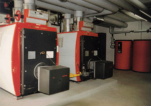 Eine 1994 erstellte Heizungszentrale mit einer Heizkesselleistung von 428 kW in Düsseldorf, Witzheldener-Sraße. Bild: Stadtwerke Düsseldorf AG