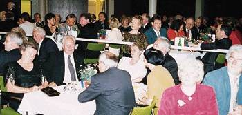 ...faszinierten das Publikum beim Festball.