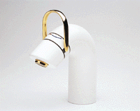 Mit der Marke Axor bietet Hansgrohe Armaturen für die individuellen Ansprüche. Das "Arco" Modell ist insbesondere für kleinere Waschtische geeignet.