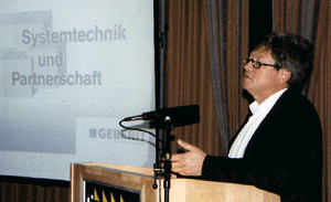 Lichtete das juristische Dickicht der Bestimmungen bei der Sanierung und Modernisierung von Wohngebäuden, Dieter Blümmel, Verleger Grundeigentums-Verlag.