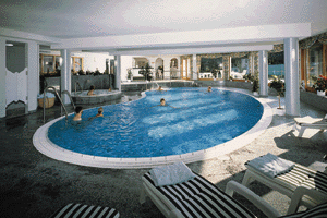Wasseraufbereitung für öffentliche Schwimmbäder und Whirlpools