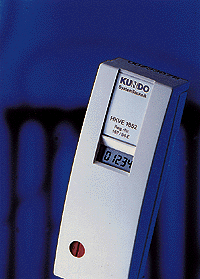 Bild 3: Moderne elektronische Heizkostenverteiler sind bereits ab 35°C Auslegetemperatur einsetzbar, verfügen über eine umweltneutrale 10-Jahres-Lithiumbatterie und sind durch LC-Display und Stichtagsabspeicherung klar und plausibel ablesbar.