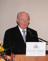 ZVSHK-Präsident Heinz-Dieter Heidemann legte einen eindrucksvollen Rechenschaftsbericht vor.