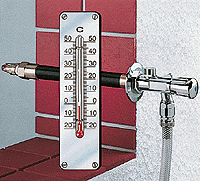 HighTechIntegral: Ein Heizband mit dem Heizleiter als Sensor. Zur Temperaturmessung und -regelung wird die gesamte Länge des Heizbandes herangezogen. Die Anfangsleistung beträgt 70 W/m bei 230 V. Gleichmäßige Temperaturmessung über die ganze Fläche, die hohe Leistung in der Aufheizphase und Wegschaltung der überschüssigen Leistung im Beharrungszustand bedeuten geringe Betriebskosten.