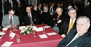 Blick in die Gästeschar.