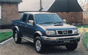 Der neue Nissan Pick-Up 2,5 TD Intercooler.