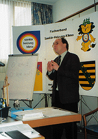 RA Rainer Derckx aus Leipzig weiß mit dem Bauhandwerkersicherungsgesetz zu taktieren.