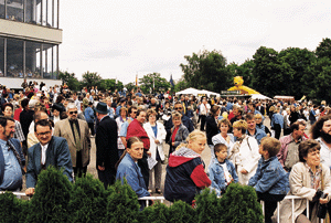 Mehr als 25.000 Besucher fanden den Weg zur Trabrennbahn Mariendorf.