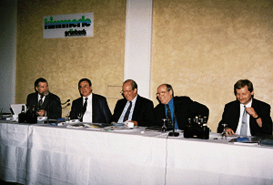 Eine ungewöhnliche Geburtstagsfeier mit hochkarätigen Referenten: Dr. Ivo Wagner, Dr. Carl Ludwig Kruse, Ing. Norbert Kröschel, Franz Kimmerle und Dr.-Ing. Carsten Gollnisch (v.l.n.r.).