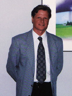 Rolf Waldschmidt, Vertriebsleiter des Geschäftsbereiches Wohnungslüftungssysteme.