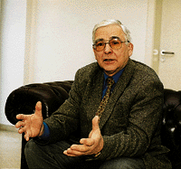 Dipl.-Ing. Joachim Weinhold.