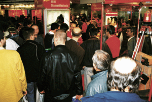 So gut besucht wie hier bei den Werkzeuge-Ausstellern, war die Messe nicht immer.