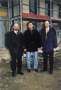 Sie wickelten den Bau organisatorisch ab (v.l.): Wolfgang Strohmeier (Fa. Zander), René Kolfhaus und Thomas Bader (beide Roth).
