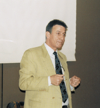 "Fassadengestaltung in Klempnertechnik" war Thema von Peter Knubel.