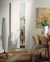 "Yucca Mirror" und "Nova Mirror" Design-Heizkörper mit Spiegel.