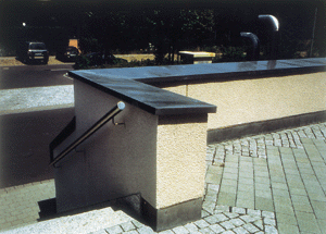 Mauerabdeckungen gehören zum Standardrepertoire in der Klempnerei. Sie verhindern Nässeschäden und sorgen - richtig ausgeführt - für ein gutes Erscheinungsbild des Bauteils.