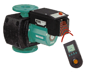 Bild 10: Handbediengerät IR-Monitoring von Wilo; Einstellungen der Pumpenelektronik werden wahlweise am roten Knopf des Pumpentableaus oder per Infrarot-Schnittstelle vorgenommen. Weitere Funktionen dienen der Programmierung, Überwachung und Fehlerdiagnose.