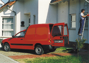 Der Seat Inca zeigt sich bei Kasten und Kombi äußerlich im wesentlichen identisch mit seinem Zwillingsbruder von Volkswagen, die Motor-Varianten sind jedoch . . . Foto: Seat