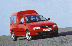 . . . beim VW Caddy vielfältiger, ebenso auch die Karosserien, denn zum geschlossenen oder verglasten Kasten wird auch ein Pick-up mit und ohne Aufbau geboten. Foto: Volkswagen