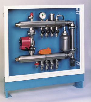 Der Energiekreisverteiler "Ecotherm" mit integrierter Systemtrennung.