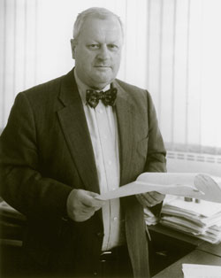 Stand der Redaktion der IKZ-HAUSTECHNIK Rede und Antwort zum Thema halbharte Kupferrohre: Hans-Günter Hamacher, Leiter Vertrieb Installationsrohre und -systeme bei der KM Europa Metal AG.
