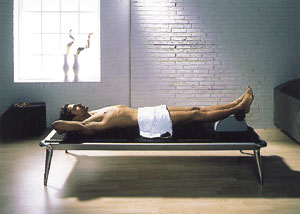 Entspannung total verspricht die Wellness-Liege "Bodyswing".