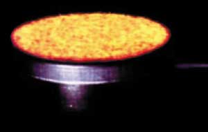 Bild 6: Flammenbild eines Infrarotbrenners.