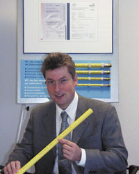 Wir rechnen Anfang 2002 mit der endgültigen Fassung der TRGI für nicht metallene Rohrleitungen in der Gasinstallation." Peter Brägelmann
