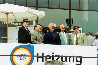 Traditionell ist während des SHK-Renntages nicht nur der Polit-Frühschoppen sondern auch die Hutbedeckung der SHK-Handwerksmeister.