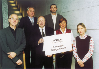 Die Jury des 3. Hoesch Design Award mit Moderatorin Christine Westermann (2.v.r.) und Geschäftsführer Jochen Drewniok 3. v.l.