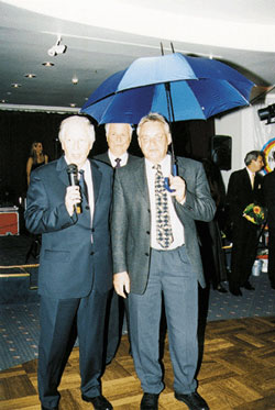 Die Schirmherrschaft für den nächsten Verbandstag in Westerland im Frühjahr 2005 übernahm Obermeister Andreas Hansen von der Innung Sylt.