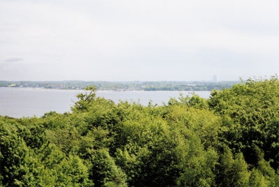 Beste Aussicht von den Balkonen des Golf- und Sporthotel Timmendorfer Strand auf die Ostsee.
