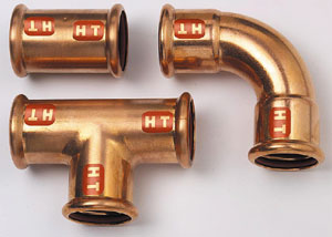 Pressfittings für Solaranlagen mit Markierung.