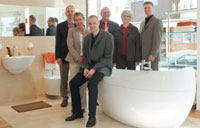 Installateur und Architekt im Teamwork