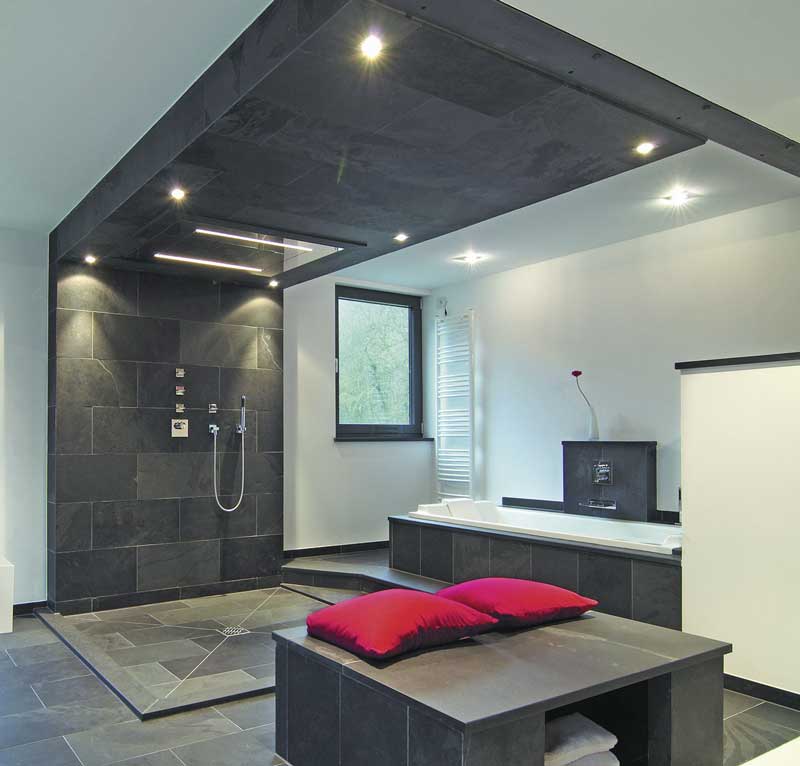 Licht sorgt für Stimmung - Gute Badbeleuchtung verbindet Effizienz