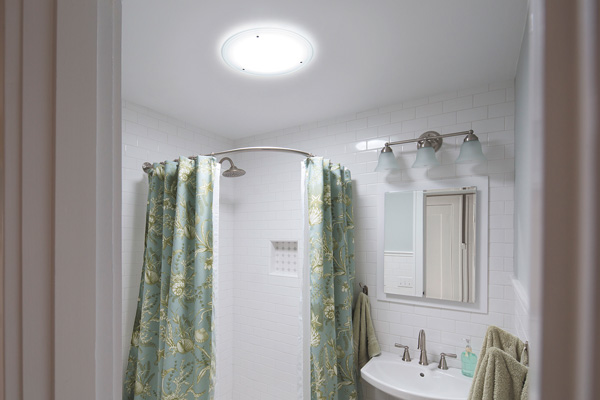 Badezimmer Ohne Fenster Licht SolatubeSysteme bringen Sonnenlicht Badezimmer Ohne Fenster Licht SolatubeSysteme bringen Sonnenlicht