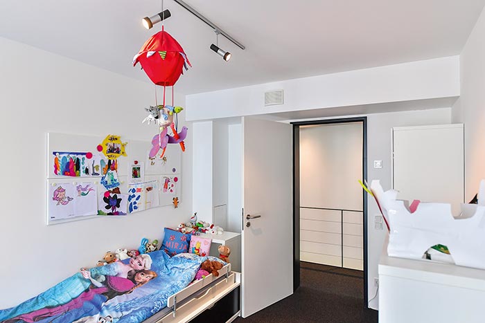 Ventilatorgestützte Lüftung: Was außer der Lüftungsnorm noch zählt | IKZ