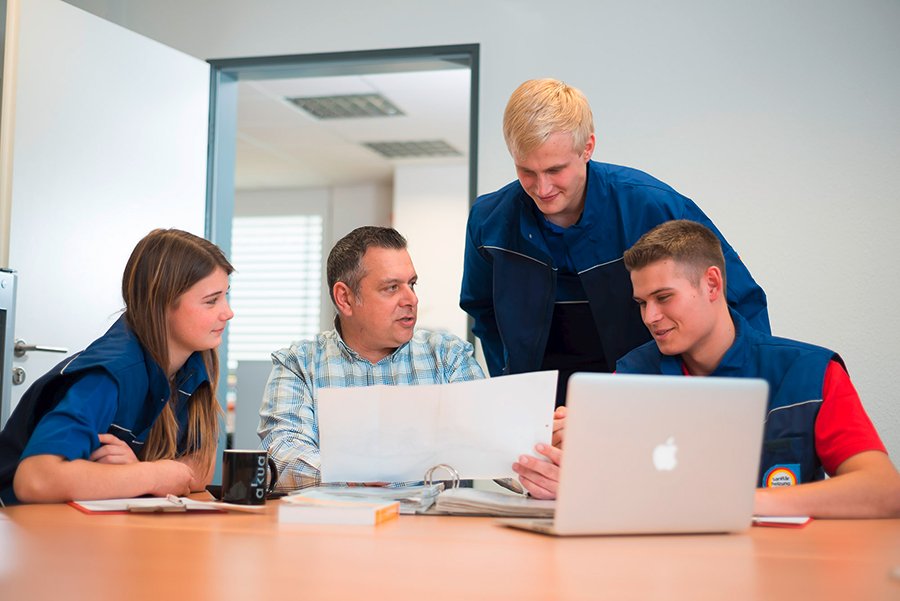 Online-Werkzeug für Azubis | IKZ