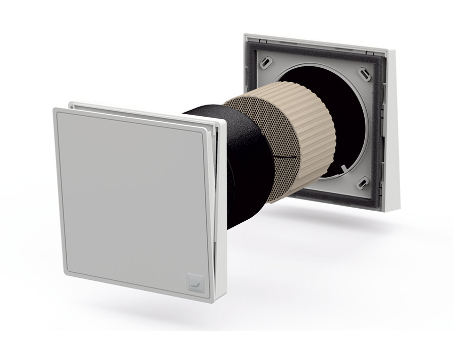 Hinter der Innenwandhaube verschwindet die Technik des „ComfoSpot 55 Twin“ in der Wand. Bild: Zehnder