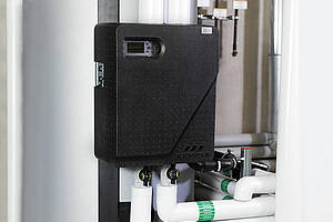 „KTS Frischwasserstation (S) Pro“: Kompakte Einheit für Entnahmevolumenströme bis 42 l/min, ausgelegt für kleinere Gebäude und die platzsparende Integration in bestehende Systeme. Bild: Kemper