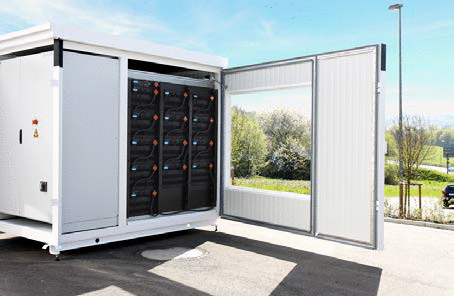 ADS-TEC: Grid-Service-Station als “PowerBooster” für Schnell-Ladestationen.