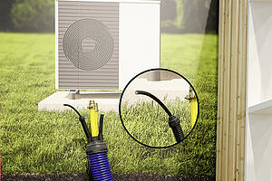 Das flexible, vorisolierte „Microflex HP“-Doppelrohr dient der ­Anbindung einer Wärmepumpe in Heizungs- und Kühlanlagen. Bild: Watts