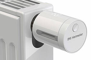 „Der ‚neo-K‘ deckt sowohl klassische Einzelraum­regelungen als auch vernetzte Anwendungen ab und kann in Neuinstallationen und bei der Nach­rüstung eingesetzt werden“, erklärt IMI. Bild: IMI Hydronic