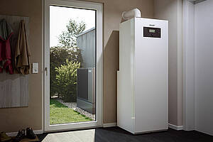 Das Gas-Brennwertwärmezentrum „BBK.1“ kann durch Einbau des Vorrüstsatzes „Kit 65“ mit einer Wärmepumpe kombiniert werden. Bild: Brötje