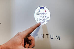 „Die `QE` wird zum selbstlernenden Gerät, das sich ständig weiterentwickelt – und das ohne zusätzlichen Aufwand für Handwerker oder Endkunden“, betont Qvantum. Bild: Qvantum