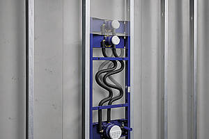„Neben der Zeitersparnis bei der Installation des ,Rapido Duschrahmens‘ wird auch der Planungs­prozess inklusive Angebotserstellung beschleunigt“, sagt Grohe. Bild: Grohe