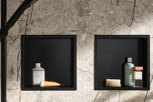 Für noch mehr Abstellmöglichkeiten können auch mehrere Boxen in den Duschbereich integriert werden. Bild: HSK
