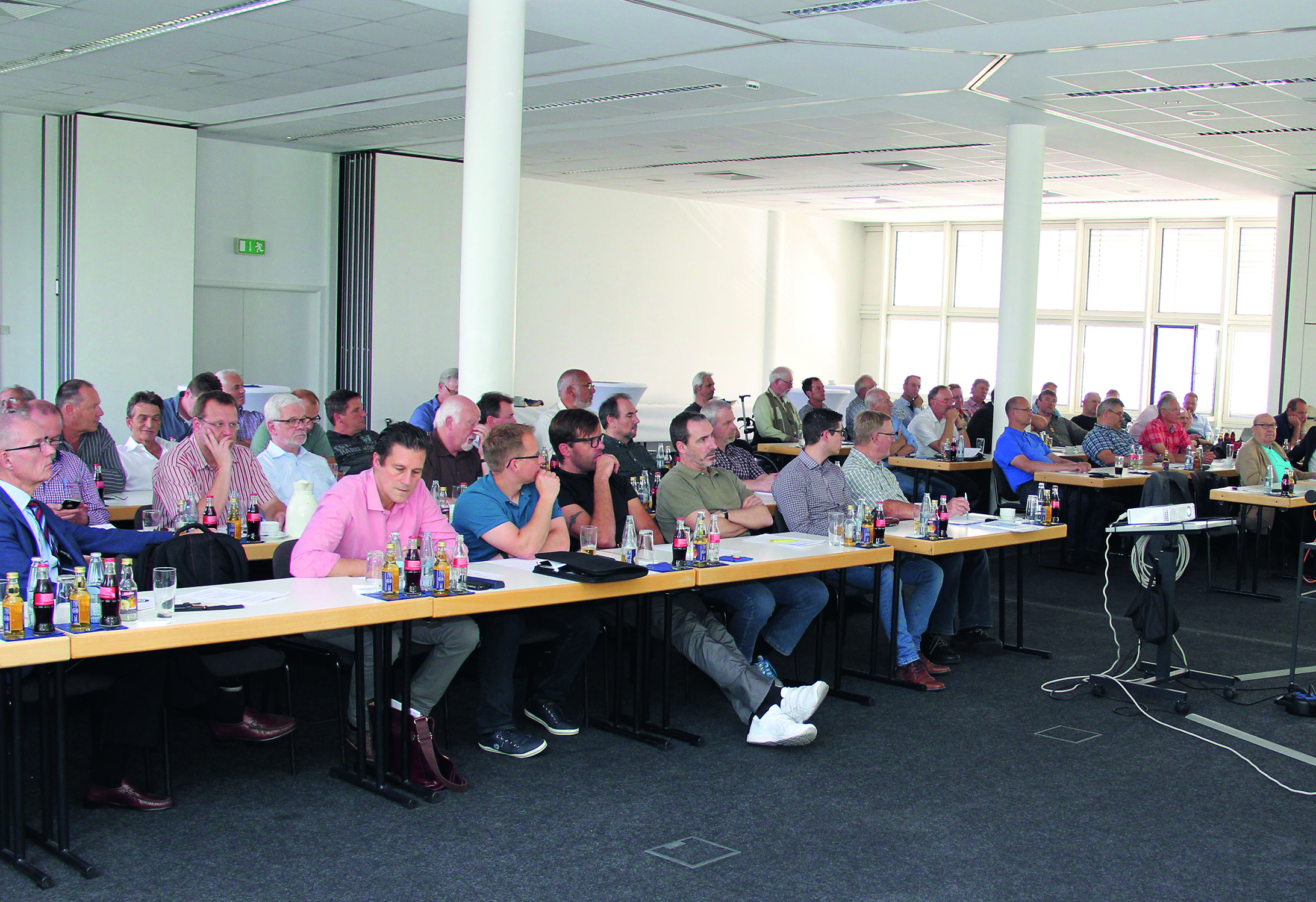 Rund 70 öffentlich bestellte und vereidigte Sachverständige folgten der Einladung nach Oberhausen.